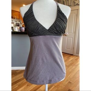 Lululemon tank.